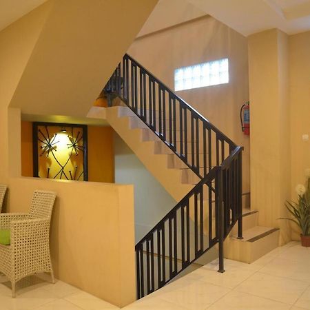 Hotel Ahava Magelang Zewnętrze zdjęcie