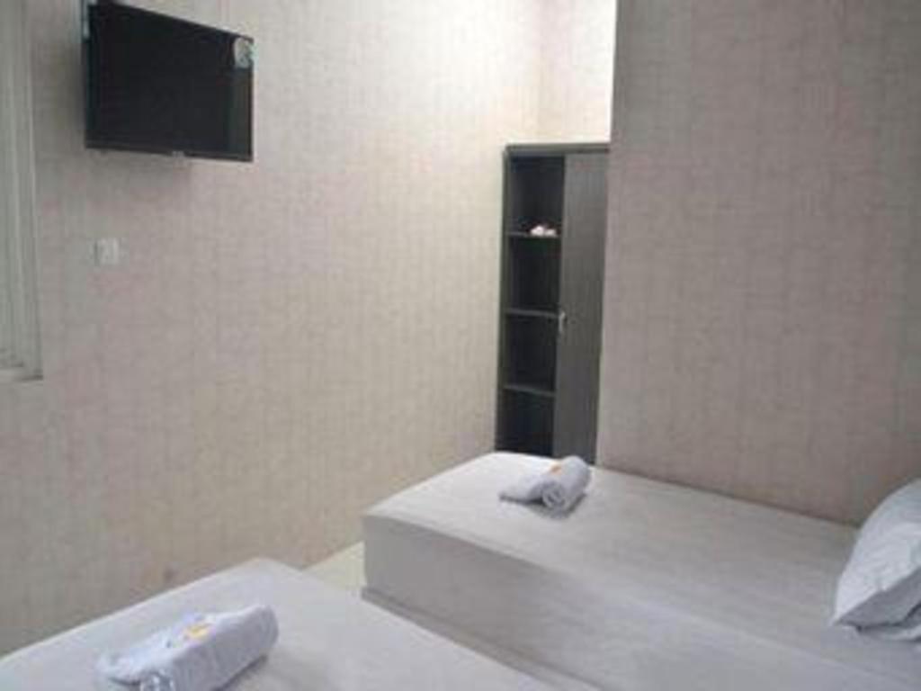 Hotel Ahava Magelang Zewnętrze zdjęcie