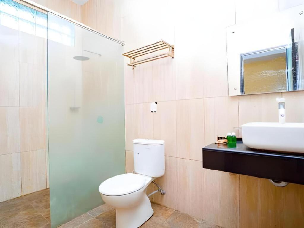Hotel Ahava Magelang Zewnętrze zdjęcie