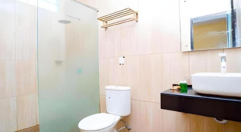 Hotel Ahava Magelang Zewnętrze zdjęcie